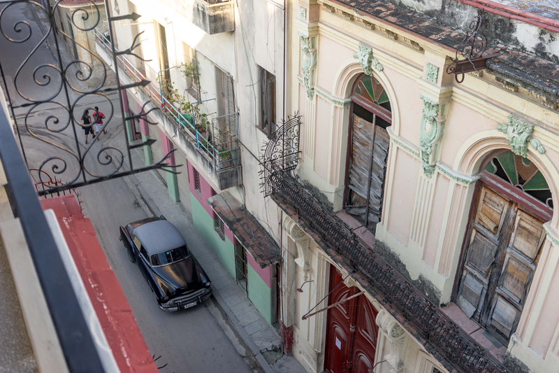 Illustration for article titled Here's What Cuba's Car Scene Looks Like In 2017